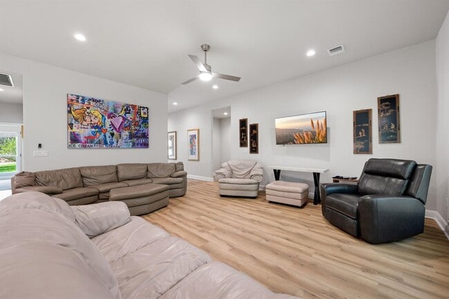 Photo - 2503 Wilson Ave