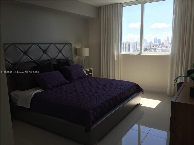 Photo - 1861 NW S River Dr Unit 1807R