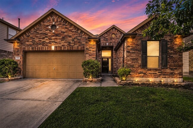 Building Photo - 29488 Salem Fields Dr