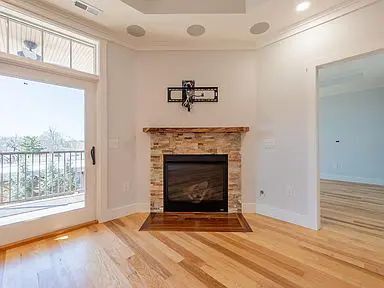 Photo - Blacksburg VA Unidad 307