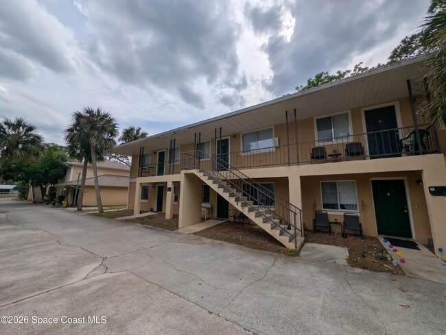 Building Photo - 225 Knox McRae Dr Unit 5