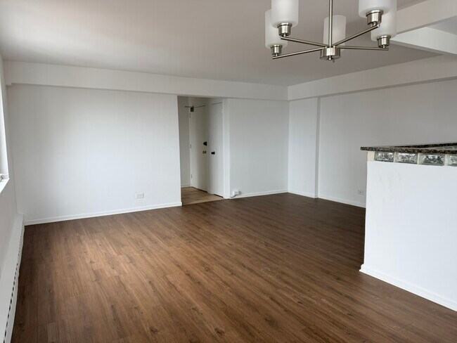 Photo - 708 W Bittersweet Pl Unit 1012