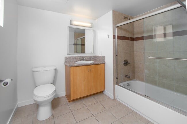 Photo - 13429 Vanowen St Unit 404