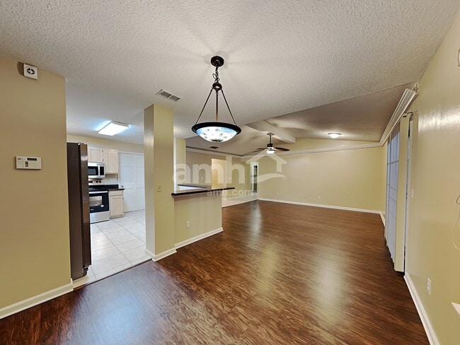 Photo - 7757 MacDougall Dr