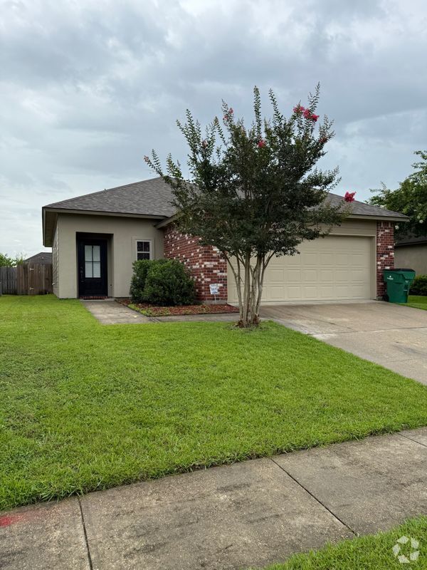 Building Photo - 1570 Tasajillo Dr Rental