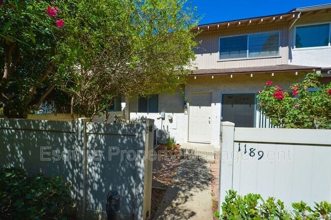 Building Photo - 1189 Ramona Dr Rental