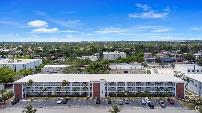 Building Photo - 5201 NE 24th Terrace Unit A208 Rental