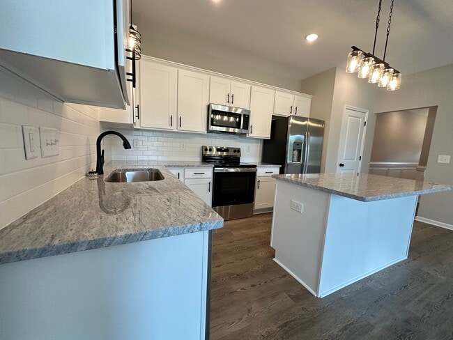 Parkwood West Townhomes - Parkwood West Townhomes
