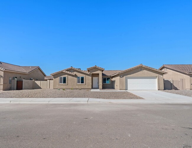 Photo - 7272 E 45th St