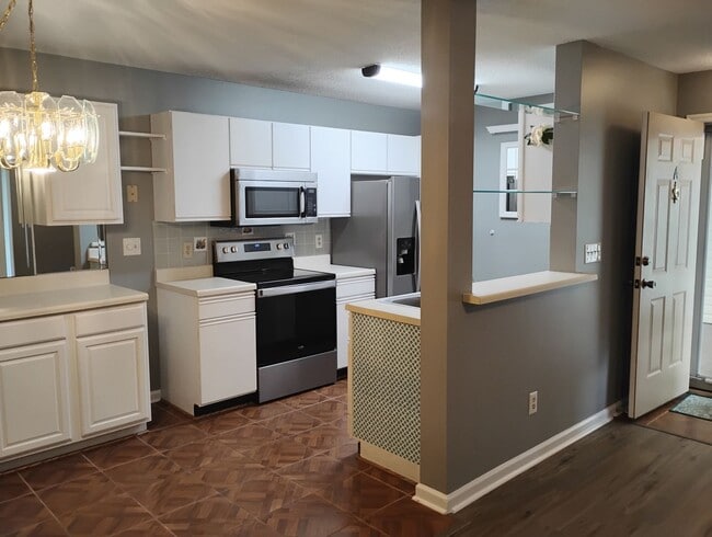 Photo - SOUTH BAY LAKES IV