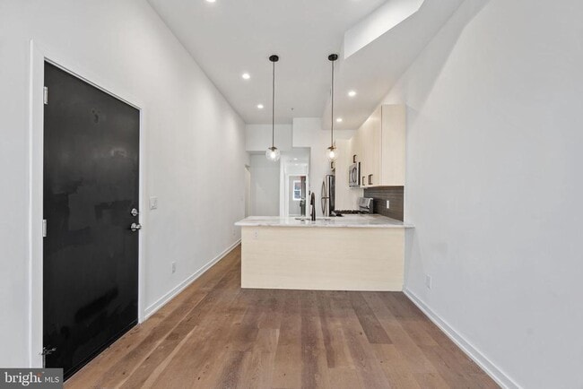 Photo - 2526 W Girard Ave Unit 1