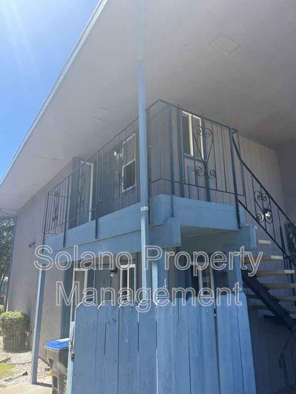 Building Photo - 409 Taylor St Unit #8