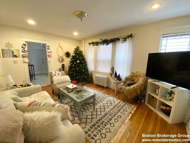 Photo - 11 Romsey St Unit 2