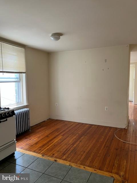 Photo - 2026 Bainbridge St