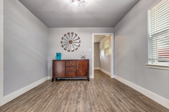 Photo - 2511 River Ridge