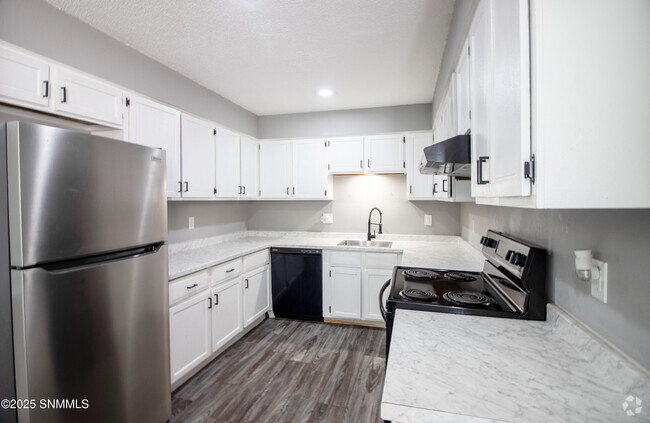 Building Photo - 1306 Wyoming Ave Rental