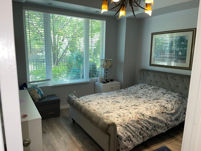 Photo - 248-4975 Southampton Drive Mississauga Ontario L5M 8E2