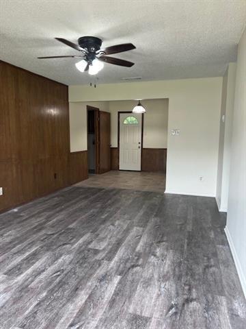 Photo - 404 Renfro St House