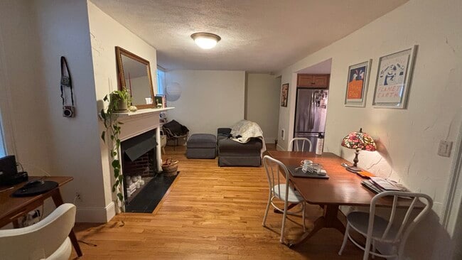 Building Photo - 7 Primus Ave Unit 1