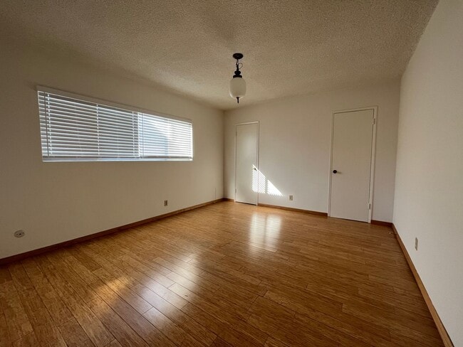 Building Photo - 1135 N Ogden Dr Unit Ogden 1135 08 ACTIVE