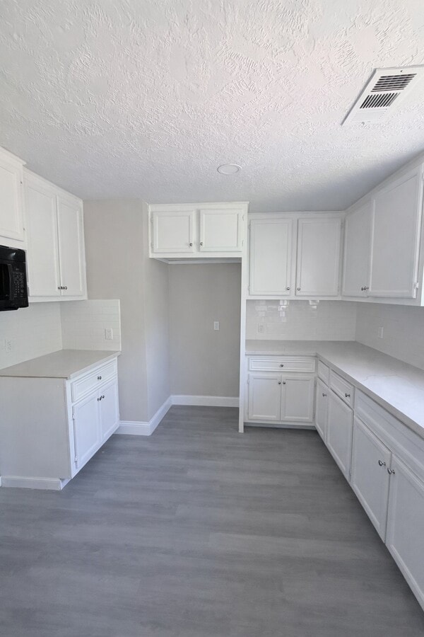 Photo - 8115 Redfern Dr