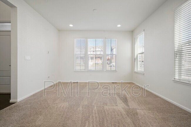 Photo - 14813 E Crestridge Dr