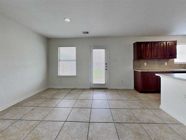 Photo - 20719 Dickinson Manor Ln