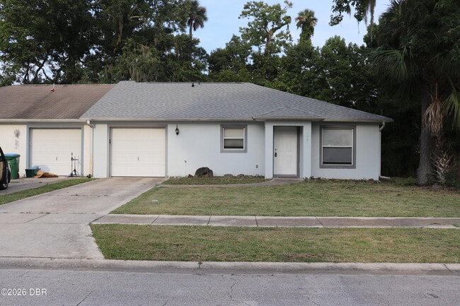 Building Photo - 1061 Oak Forest Cir