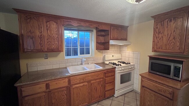 Photo - 1404 Teresa St