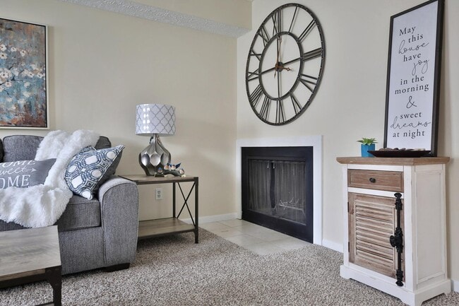 Photo - 1613 Worthington Row Dr