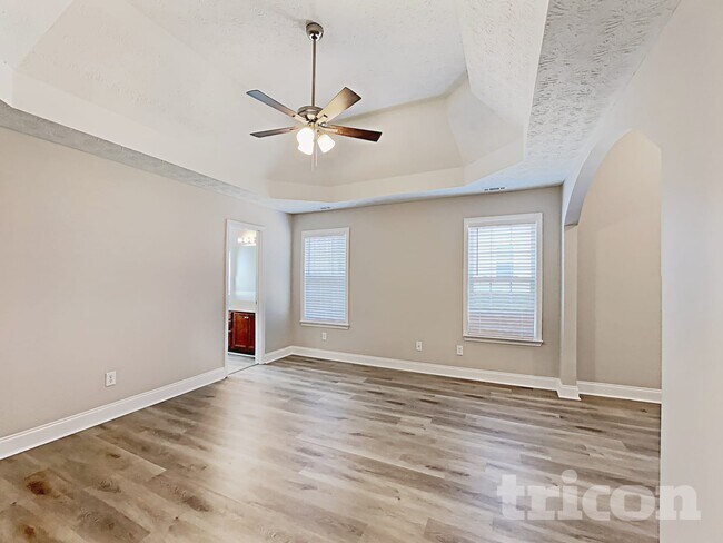 Photo - 110 Brooks Cir