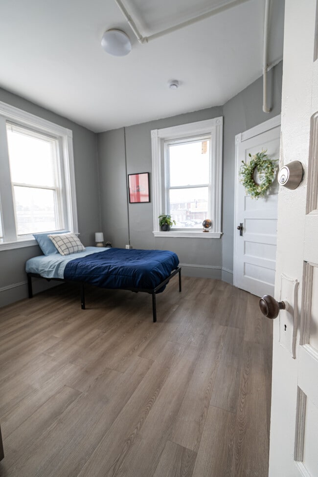 Photo - 376 Washington St Unit 12