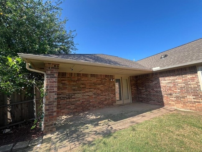Building Photo - 4813 SE 87th Terrace