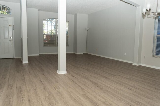 Photo - 1268 Portmoor Way