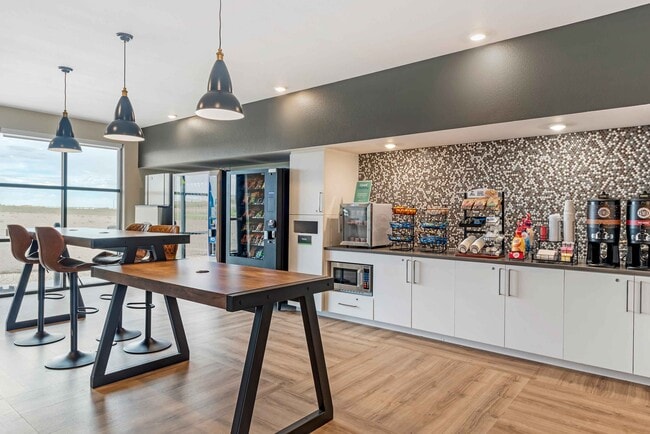 Photo - Furnished Studio-Pueblo