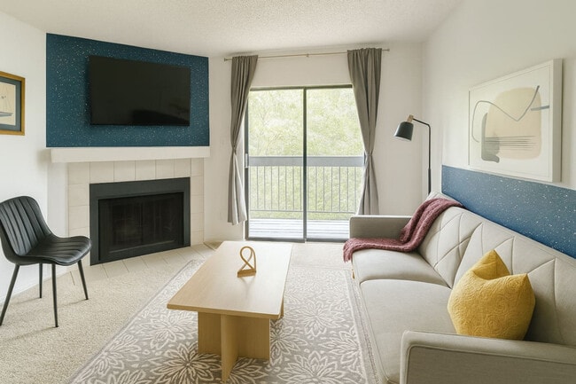 Building Photo - 1071 Clayton Ln Unit SI FL3-ID1534924P