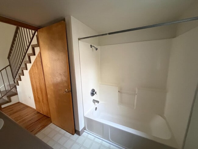 Photo - 1631 Clark Ave