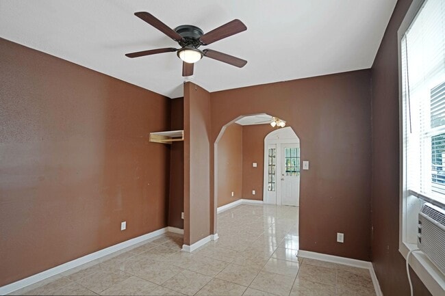 Photo - 2 Bedroom St Roch (accepts vouchers) Unit 2500