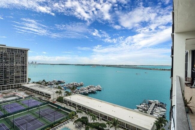 Building Photo - 1925 Brickell Ave Unit 1603