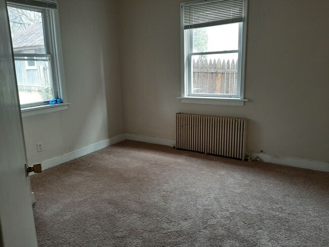 Photo - 702 Northside Ave