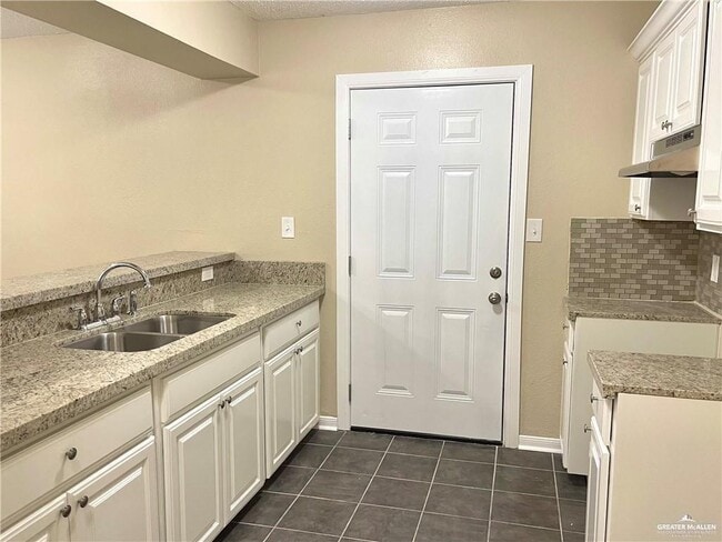 Photo - 7 Linda Vista St