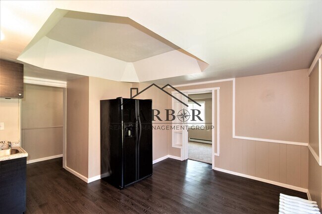 Photo - Spacious 2-Bedroom Living in the Heart of Rochester