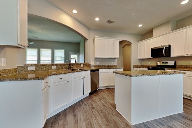 Photo - 30710 Basil Trace Dr