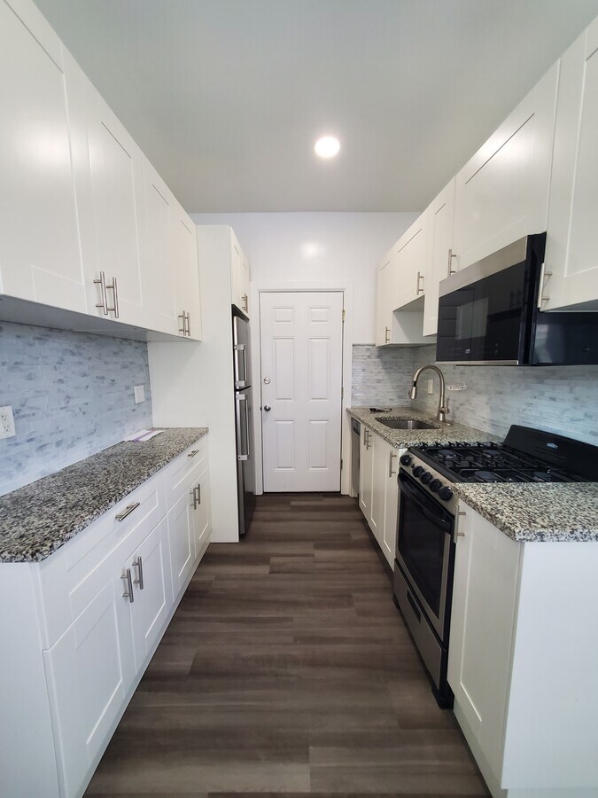 Photo - 1444 Summer St Unit 2