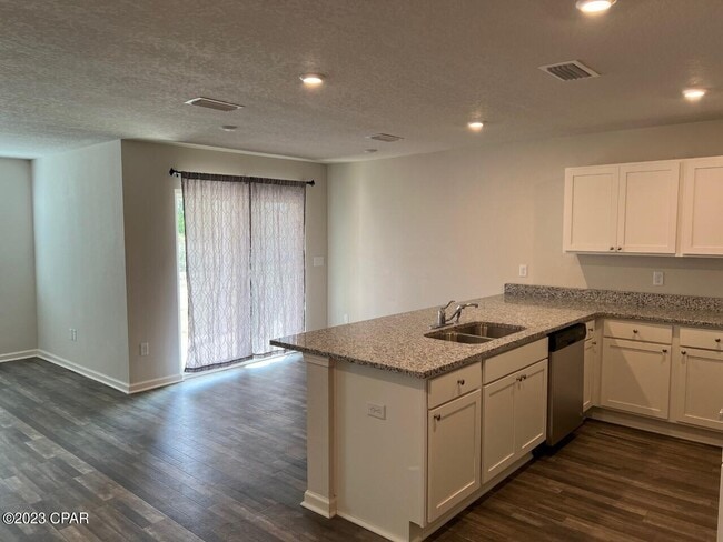 Photo - 5584 Lexa Ln