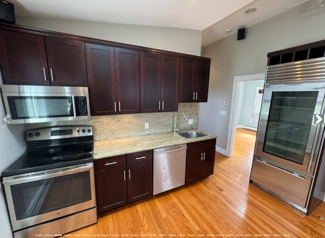 Photo - 24 Ellington Rd Unit 3