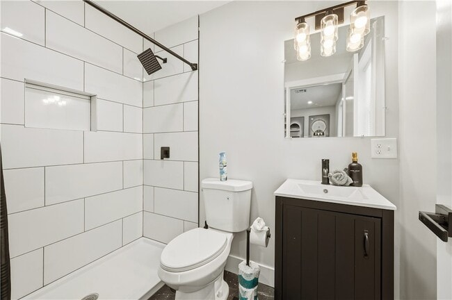 Photo - 160 Cumberland St