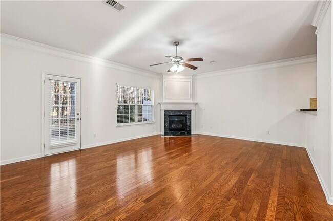 Photo - 9802 Murano View