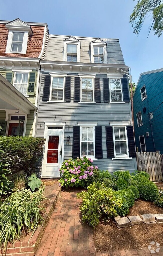 Building Photo - Conduit Street. Updated Home in Historic D...