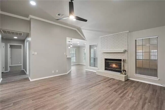 Photo - 5105 Sterling Dr